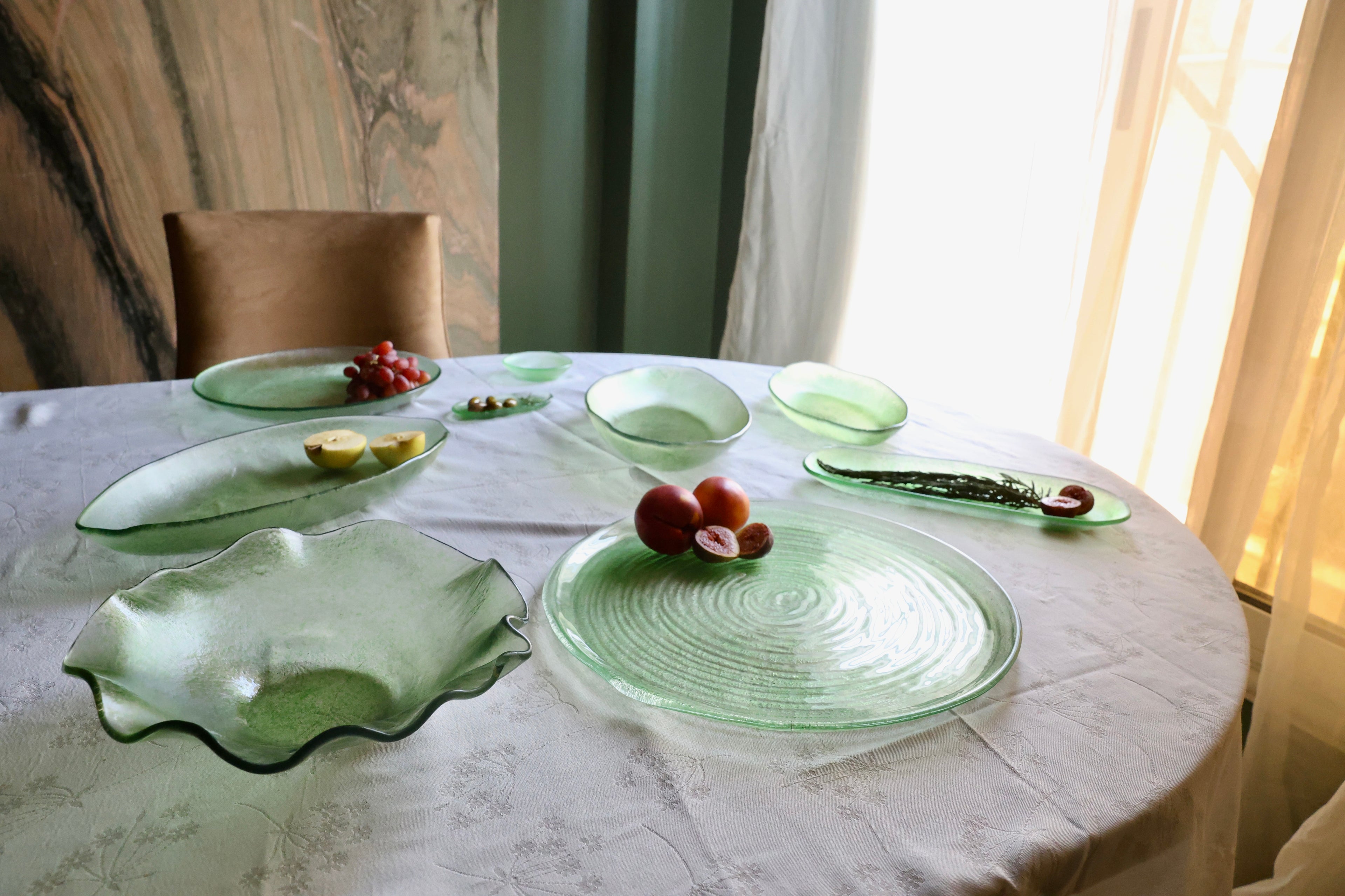 Spiral Flat Round Platter