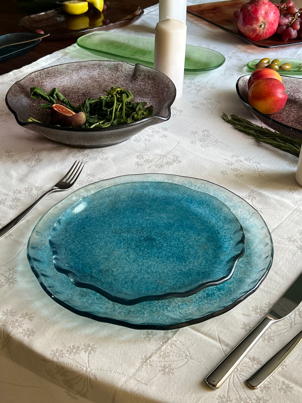Dining plates